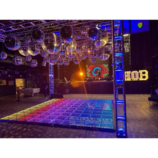 3D ΠΙΣΤΑ / DANCEFLOOR ΦΩΤΙΖΟΜΕΝΟ ΜΕ ΜΠΑΤΑΡΙΑ