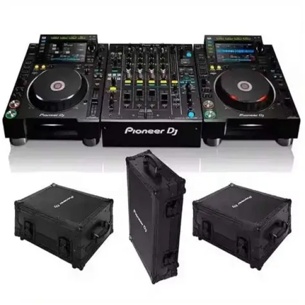 SET 2 x CD PLAYERS 2000 NEXUS + MIXER 900 NEXUS